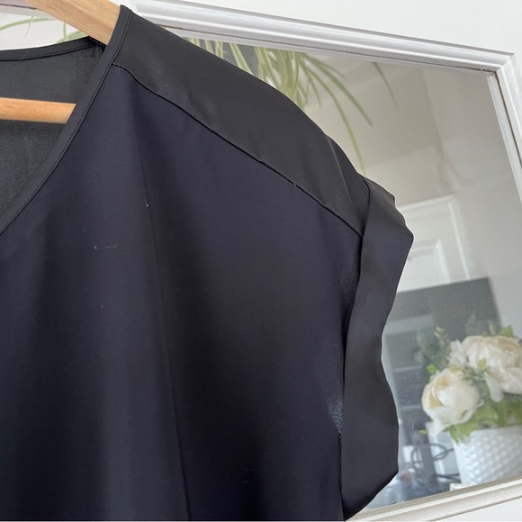 Express Top - Picture 2 of 4